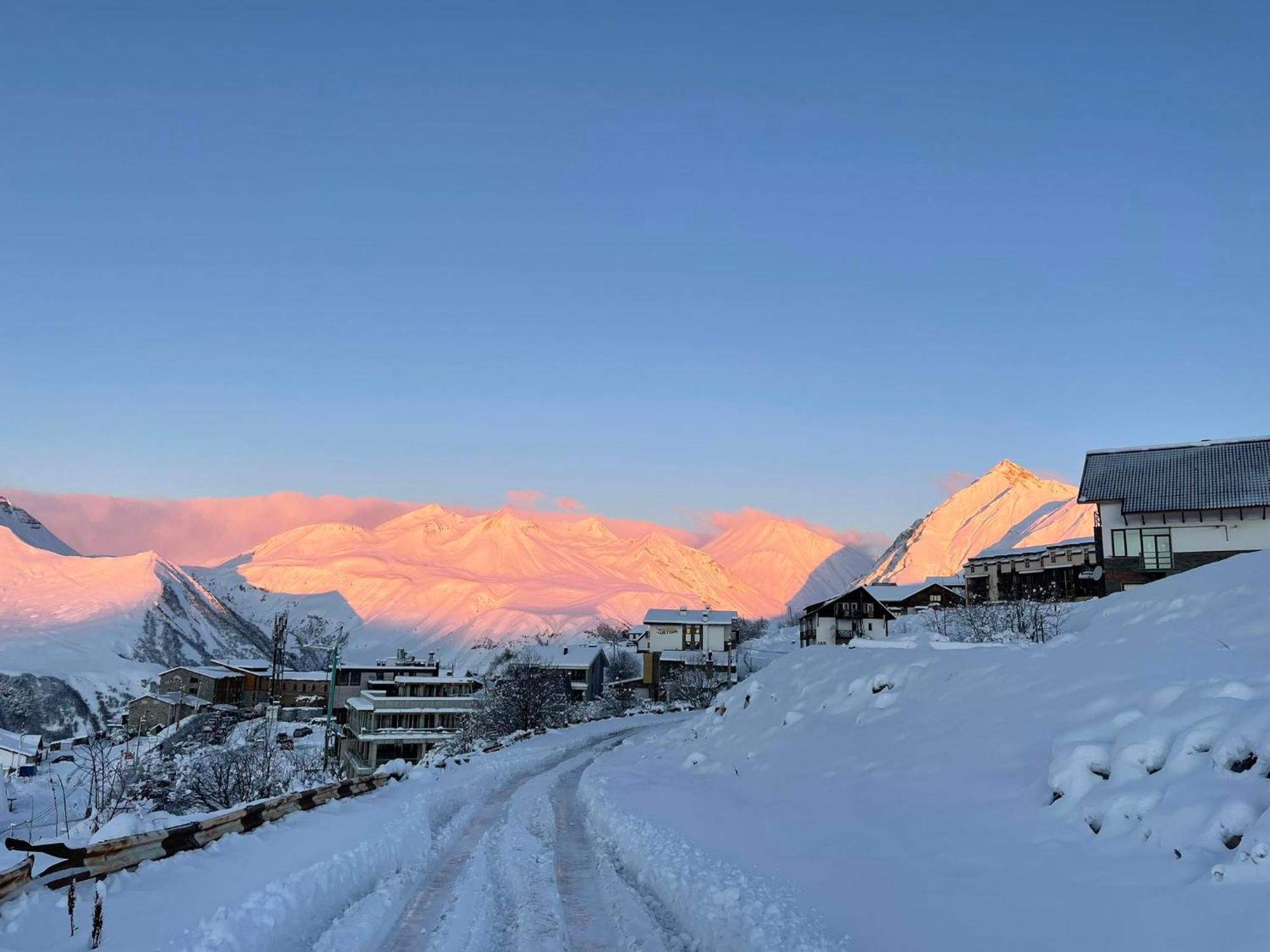 Hotel Mt Gudauri Esterno foto